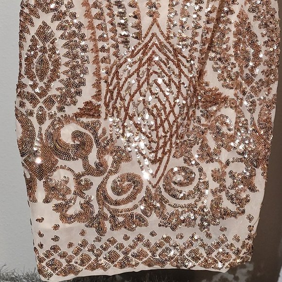 PRICE DROP! Fashion Nova Remix Rose Gold Sequin Dress Sz L - Picture 9 of 11